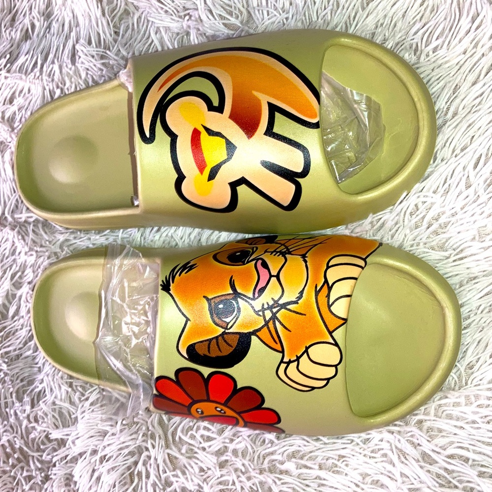 Lion king slides